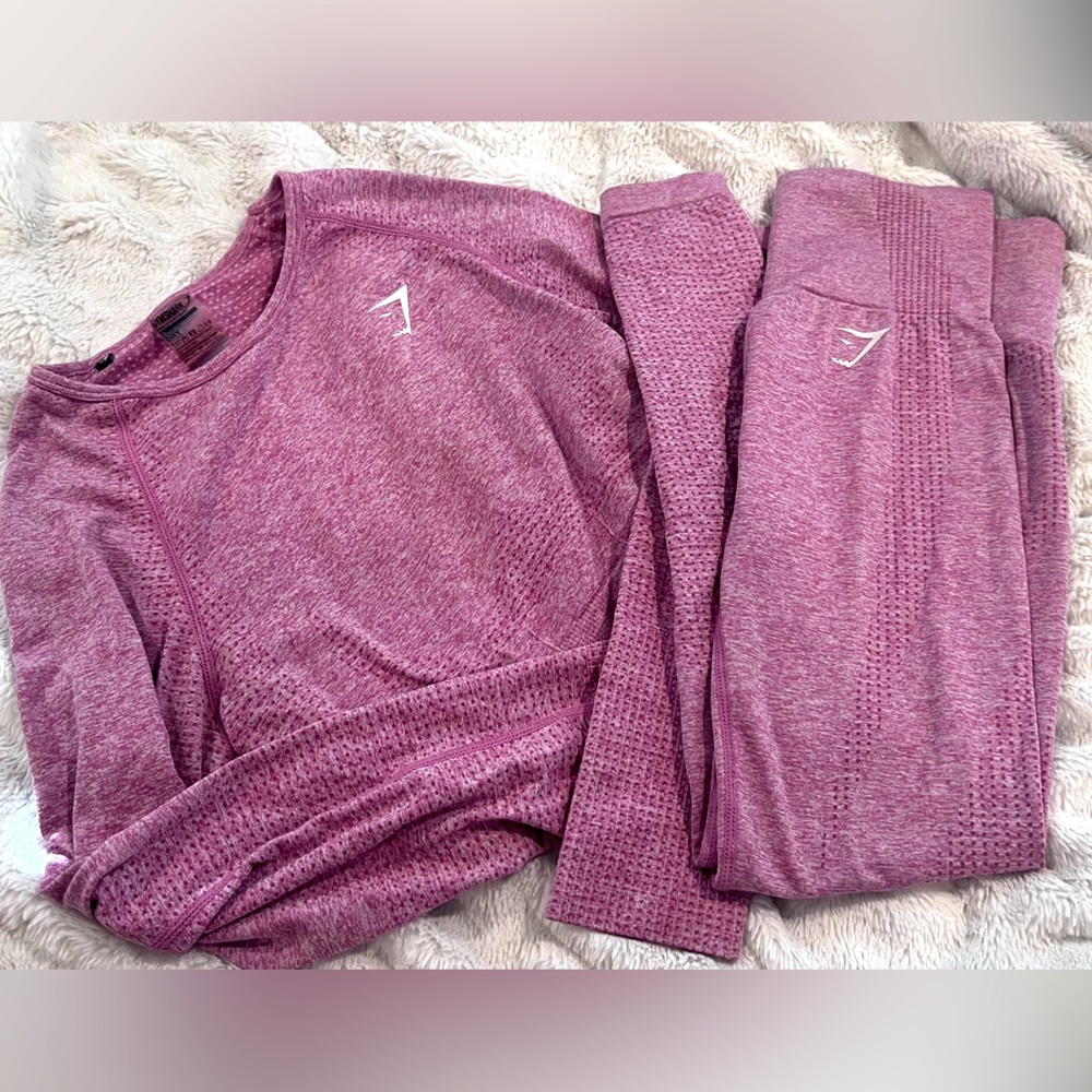 Gymshark pink set